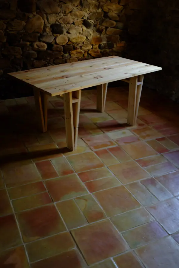 Mari on tiles
