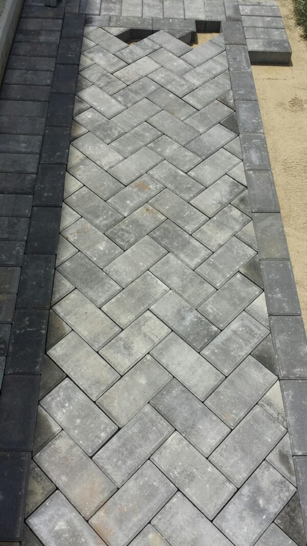 8x4 Grey Paver Tile 001