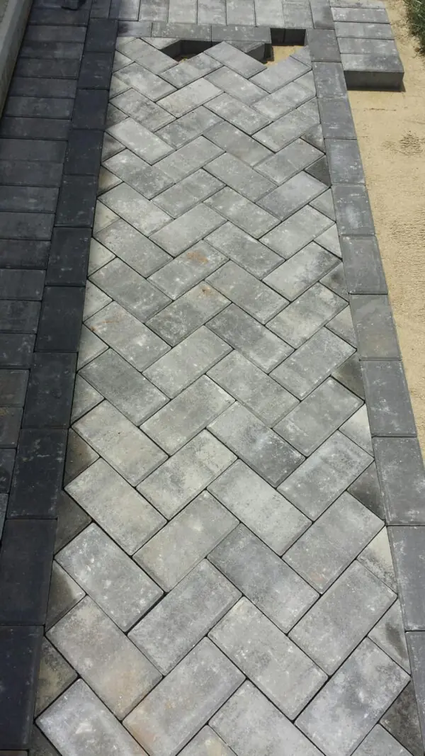 8x4 Grey Paver Tile 001